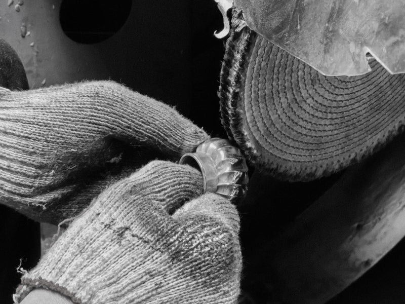 Hand  polishing of Moëhr zinc cap